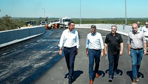 Intercambiador de Valle Escondido en construcción