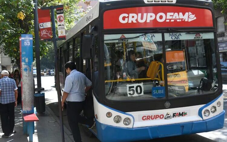 Autobuses en la calle de Córdoba