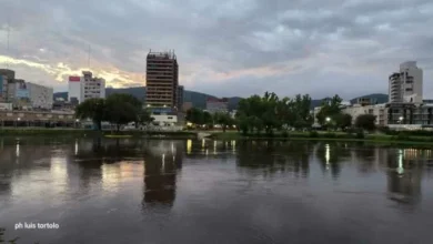 Imagen del Lago San Roque con agua en alto nivel