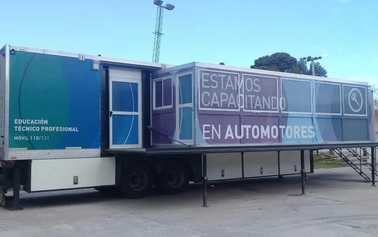 Aulas Taller Móviles en acción en Córdoba