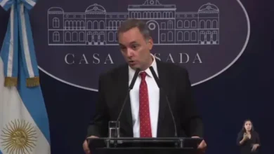 Manuel Adorni en conferencia de prensa en Casa Rosada