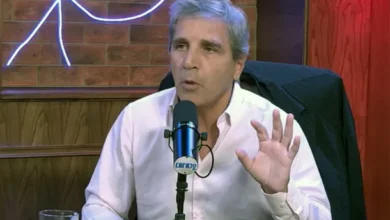 Luis Caputo en una conferencia de prensa