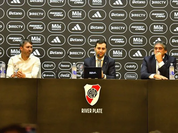 Chacho Coudet en su presentación como entrenador de River Plate
