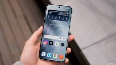 Imagen de un móvil con la función Circle to Search activada