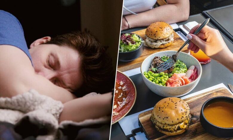 Una imagen de una persona comiendo una cena saludable y equilibrada