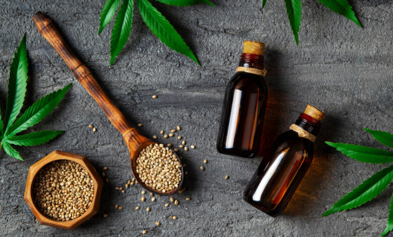 Imágenes de productos homeopáticos en una farmacia