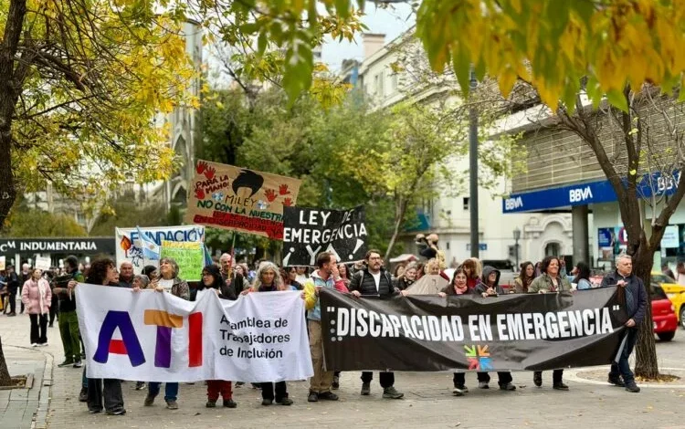 Movilización en Córdoba para exigir la implementación de la Ley de Emergencia en Discapacidad