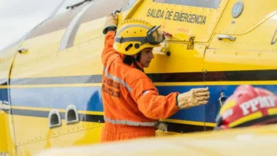 Bomberos voluntarios en capacitación aérea