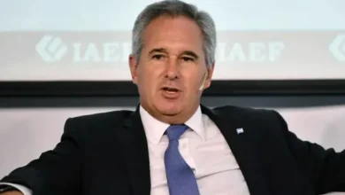 Pablo Quirno, canciller argentino, durante una reunión diplomática