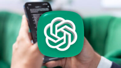 Imagen de un experto en ciberseguridad trabajando en una computadora