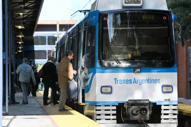 Tren de la Costa en funcionamiento normal