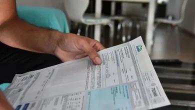 Imagen de una factura de agua con un aumento en las tarifas