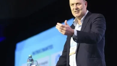 Federico Sturzenegger hablando sobre la inteligencia artificial en una conferencia