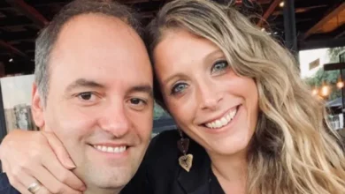 Manuel Adorni y Bettina Angeletti, sujetos de investigación por enriquecimiento ilícito