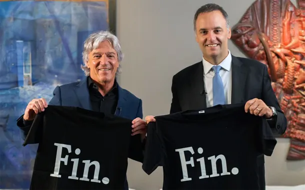 Manuel Adorni en una reunión oficial