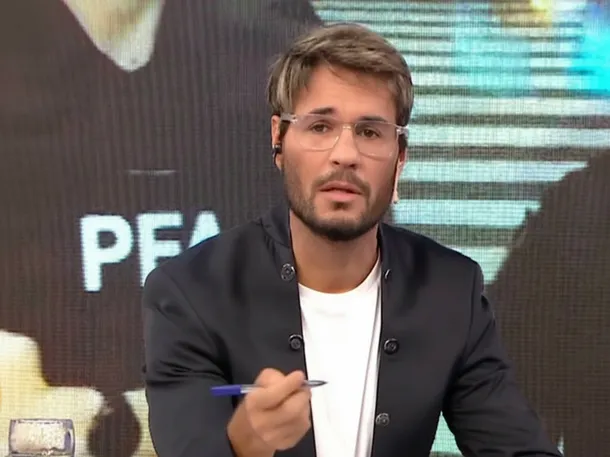 Tomás Dente en una transmisión en vivo