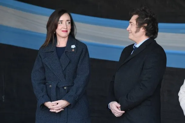 Foto de Javier Milei y Victoria Villarruel en un evento oficial