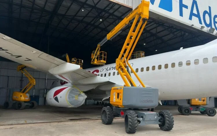 Representantes de FadeA y Condor firman acuerdo de colaboración para nuevo modelo de mantenimiento aeronáutico