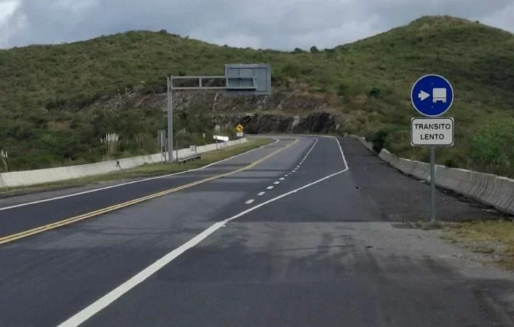 Corte del Camino de las Altas Cumbres, obras de mantenimiento y protección vial