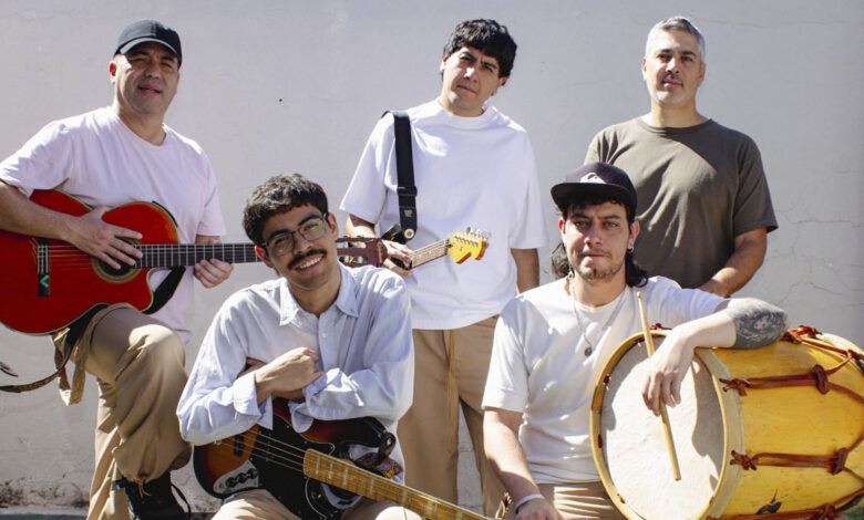 Pachecos en escena, listos para ofrecer un concierto lleno de energía y folklore argentino