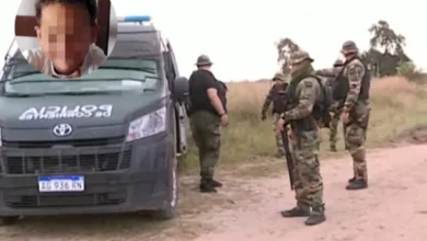 El abuelo del Niño N muestra una sonrisa de alegría después de saber que su nieto había sido encontrado