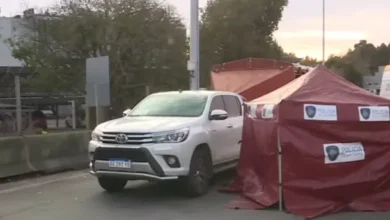 Accidente fatal en la Autopista Perito Moreno: un hombre muere tras ser arrollado por una camioneta