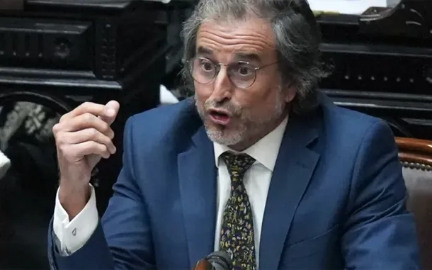 Bertie Benegas Lynch y el arzobispo Jorge García Cuerva