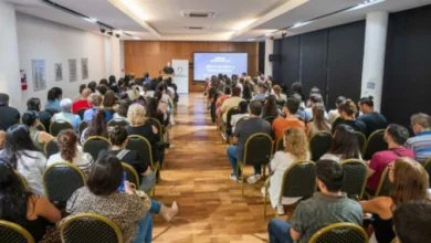 Emprendedores trabajando en equipo