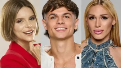 Imagen de los participantes de Gran Hermano en una cena con Santiago del Moro