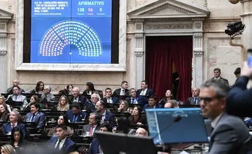 Diputados durante la votación de la Ley Hojarasca