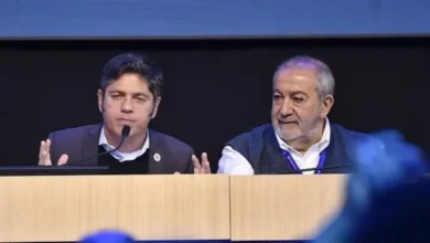 Axel Kicillof durante su visita a Córdoba