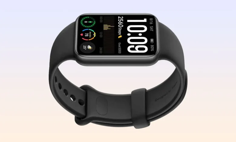 Imagen de la Xiaomi Smart Band 10 Pro con su pantalla AMOLED y carcasa de aluminio