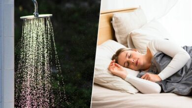 Una persona durmiendo tranquila en una cama