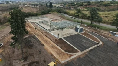Intendente Daniel Passerini visita la obra de la nueva dársena para camiones en Bajo Grande