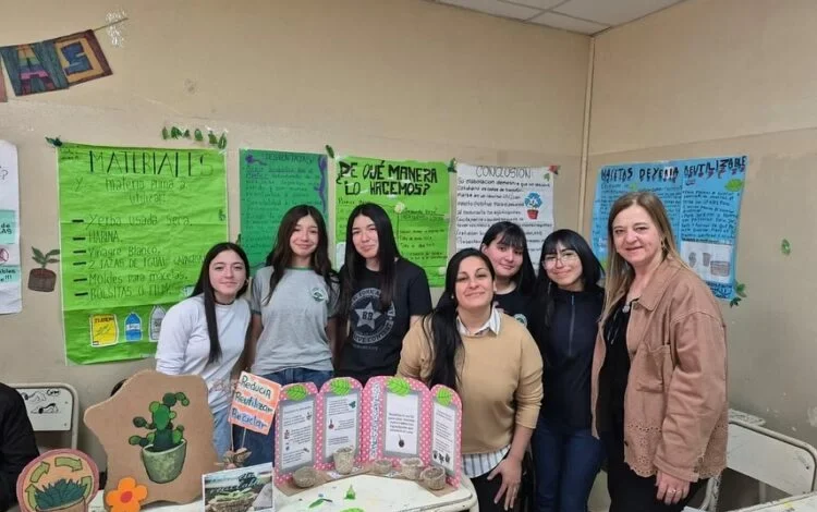 Feria de Ciencias Córdoba: estudiantes y docentes exponiendo sus proyectos