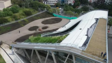 Imagen de la cubierta verde del Centro Cultural Córdoba en construcción