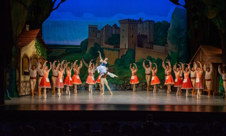 Escena del ballet Giselle en el Teatro del Libertador