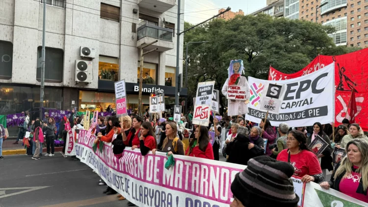 Imagen de la marcha por Ni Una Menos en Córdoba