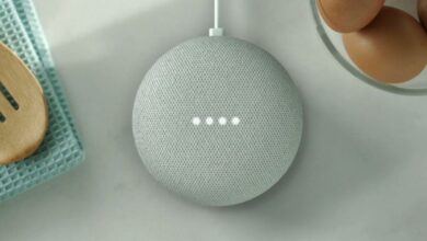 Altavoz Nest Audio en una habitación
