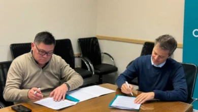 Representantes de APROSS e Instituto Atlético Central Córdoba firman convenio de colaboración