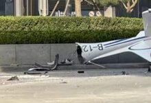 Imágenes del accidente de la avioneta en la Torre Citic en Beijing