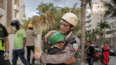 Equipo médico venezolano en la búsqueda de sobrevivientes