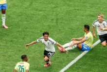 Diego Forlán en una conferencia de prensa