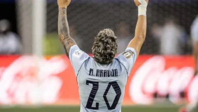 Imagen de los jugadores de Uruguay y Arabia Saudita durante el partido del Mundial 2026