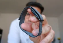 Imagen de la Fitbit Air con accesorios personalizados