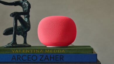 Imagen del nuevo Google Home Speaker con su diseño colorido y atractivo