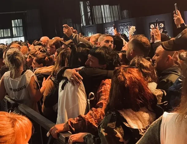 Axel Kicillof en la despedida de Indio Solari
