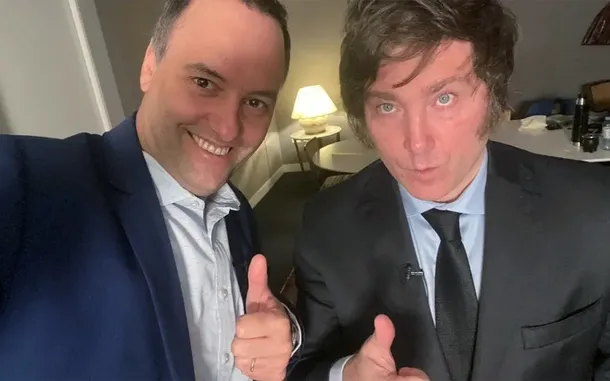 Imagen de Javier Milei y Manuel Adorni en una reunión oficial