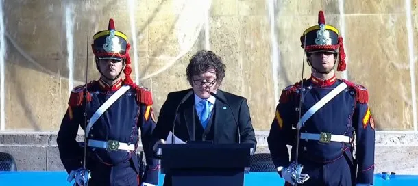 Javier Milei en el acto por el Día de la Bandera