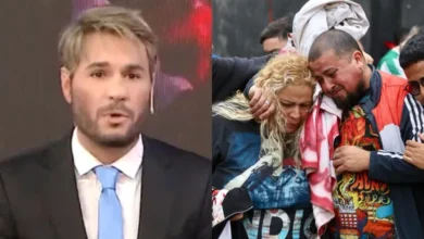 Imagen de Tomás Dente en un estudio de televisión, con una expresión de seriedad y convicción.